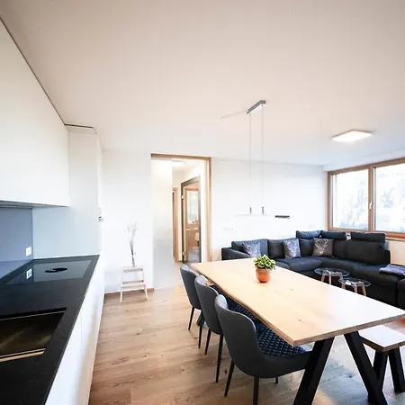 Berg Aparts - 6 - Faschina - Mit Sauna & 2 Baedern Apartment *